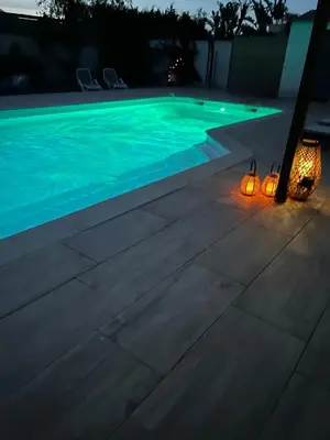 Piscine de l'établissement Très belle villa avec piscine chauffée CASALEONI ou située à proximité