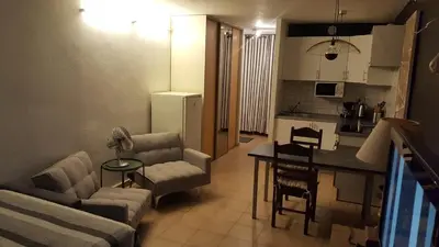 Cuisine ou kitchenette dans l'établissement Studio à Calvi proche de la mer et des commerces