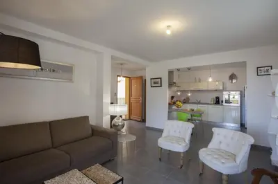 Cuisine ou kitchenette dans l'établissement Casa Chjara Maria