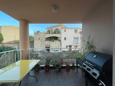 Balcon ou terrasse dans l'établissement Appartement T4 très bien situé et climatisé