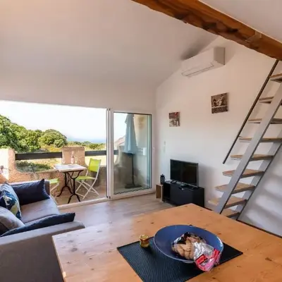 Ambroggio - Grand studio avec mezzanine - Vue Mer
