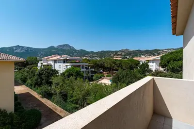 Vue générale sur la montagne ou vue sur la montagne depuis l'appartement