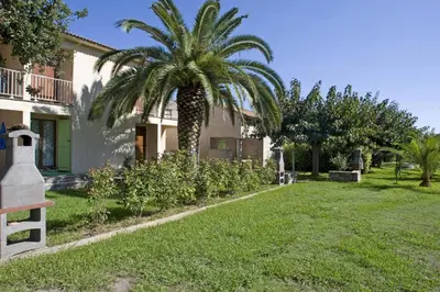 Jardin de l'établissement Residence Scopa Marina