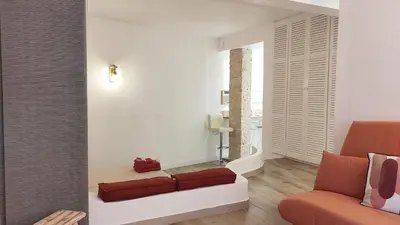 Un ou plusieurs lits dans un hébergement de l'établissement Bastia F1 type loft plein centre, calme, clim, refait à neuf et à 200m du port