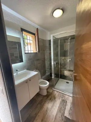 Salle de bains dans l'établissement Appartement T1