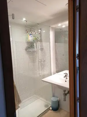 Salle de bains dans l'établissement Appartement Résidence Les Eucalyptus