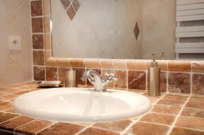 Salle de bains dans l'établissement Campu Latinu