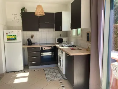 Cuisine ou kitchenette dans l'établissement A Muredda di Lozari