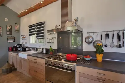 Cuisine ou kitchenette dans l'établissement Villa Merusellu