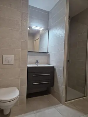 Salle de bains dans l'établissement Appartement deux pièces à Calvi