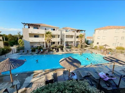 Piscine de l'établissement Corse - Bord de mer, Appartement neuf avec Piscine Chauffée ou située à proximité