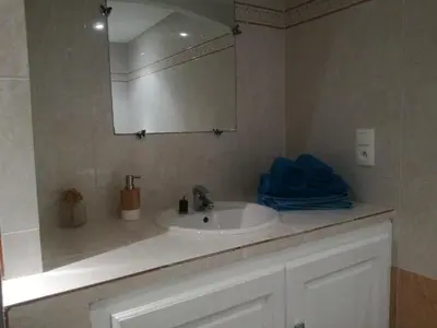 Salle de bains dans l'établissement Appartement au coeur de la citadelle