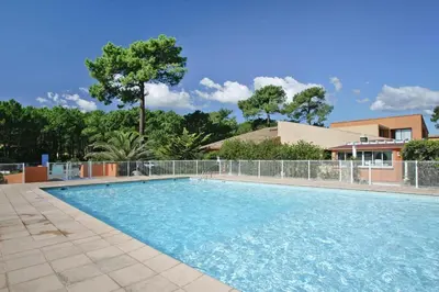 Piscine de l'établissement Apartment by Lido Beach & Biguglia Lagoon ou située à proximité