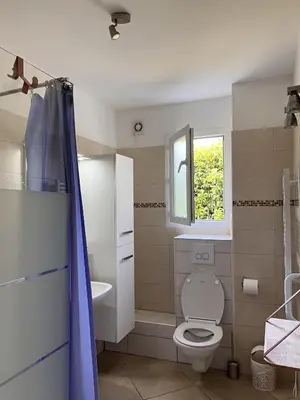 Salle de bains dans l'établissement Residence Amanda