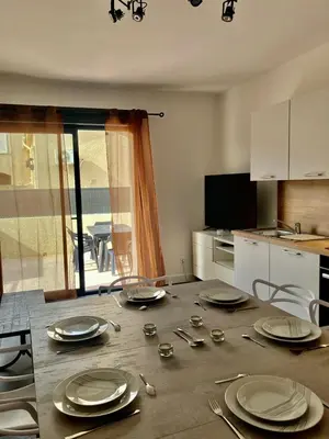 Cuisine ou kitchenette dans l'établissement tytoun evasion