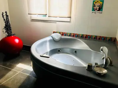 Salle de bains dans l'établissement Magnifique triplex face à la Mer