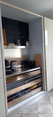 Cuisine ou kitchenette dans l'établissement Cap en Corse