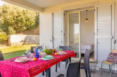 Terrasse ou espace extérieur de l'établissement Appartement vue mer Fromontica