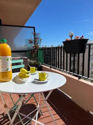 Balcon ou terrasse dans l'établissement Appartement - Bastia