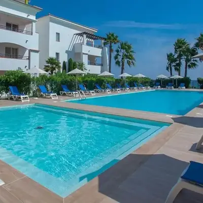 Appt dans résidence avec piscines et plage privées