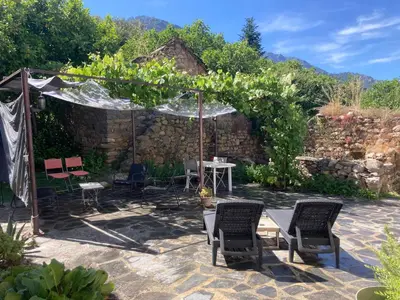 Vue générale sur la montagne ou vue sur la montagne depuis l'appartement