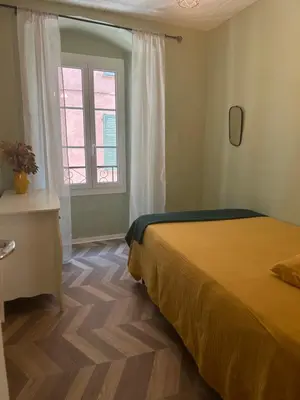 Un ou plusieurs lits dans un hébergement de l'établissement Plage à 3 minutes à Pied, Grand Appart Familial, 3 Chambres ,Top emplacement !