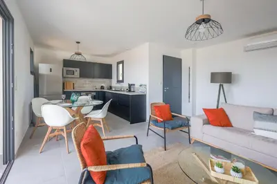 Cuisine ou kitchenette dans l'établissement Bella Luce - Appt vue panoramique mer